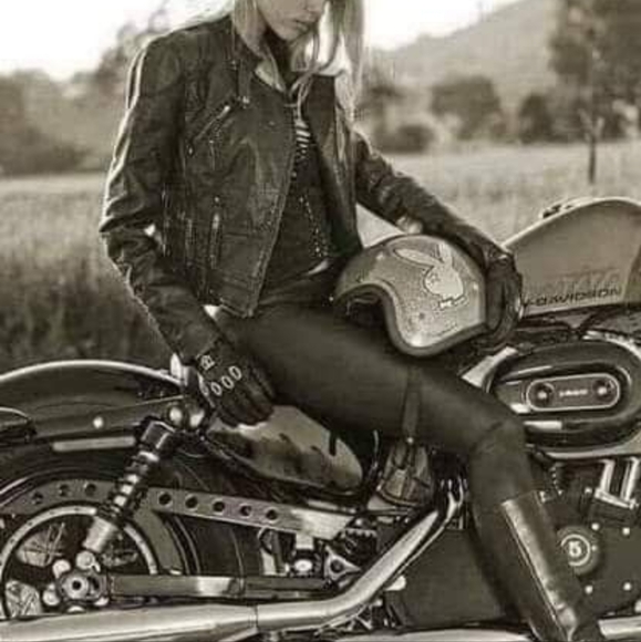 Meet your Posher, Angie - Picture 8 of 15